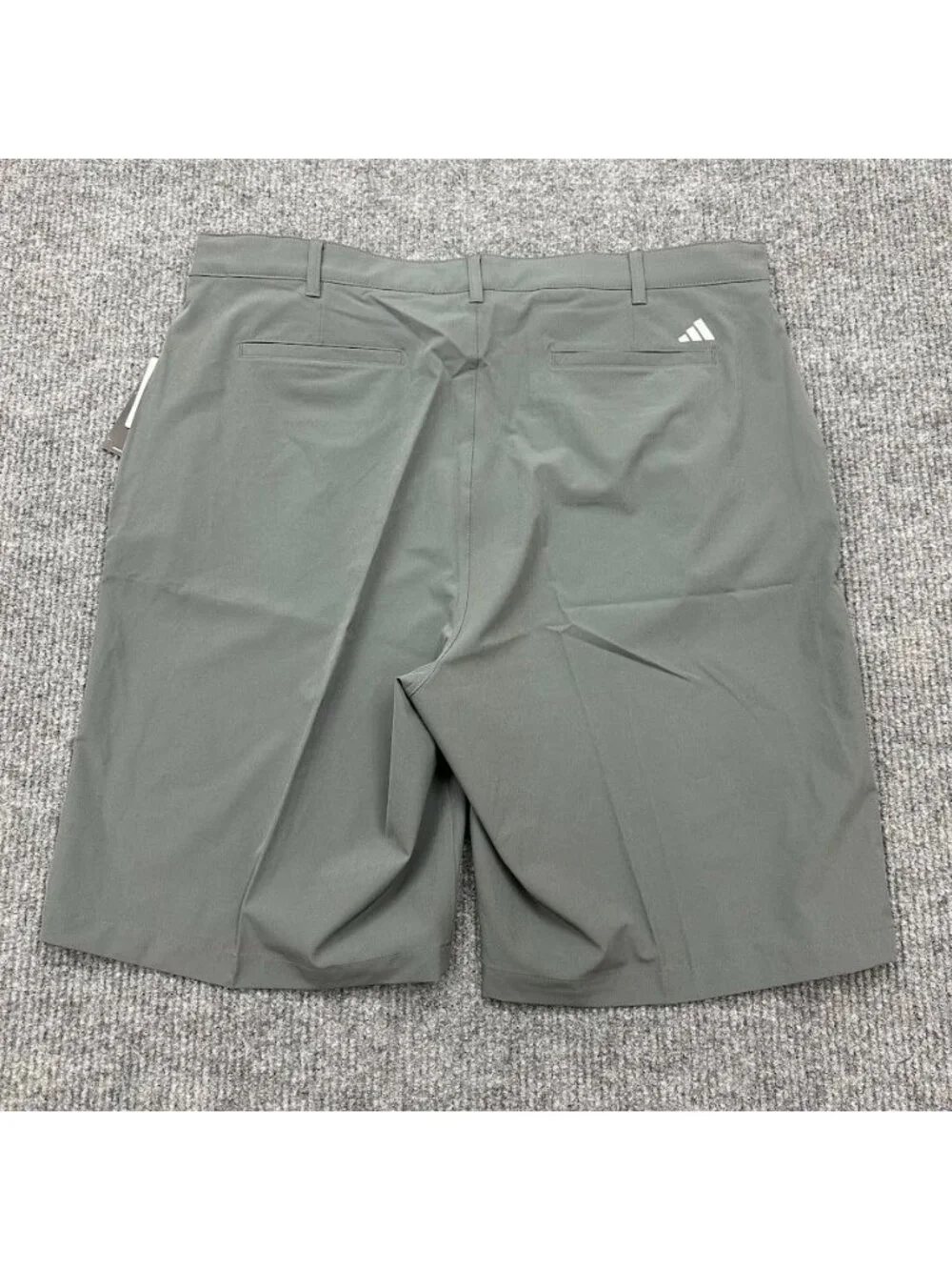 Adidas Ultimate365 Golf Shorts Flat Front Chino Grey Performance Mens Sz 46T NEW